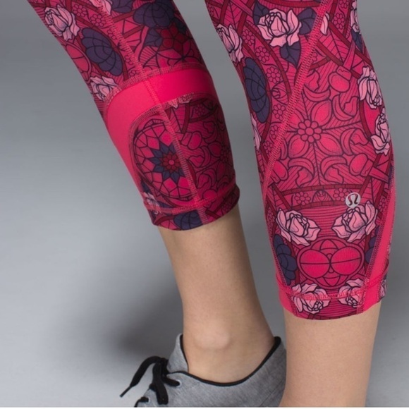 Lululemon Run Inspire Crop II Luxtreme Prisma Multi Guava Lava Boom Juice Size 6 - Picture 14 of 16